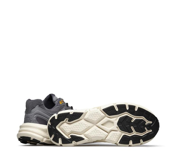 Sneaker Round One  Barracuda