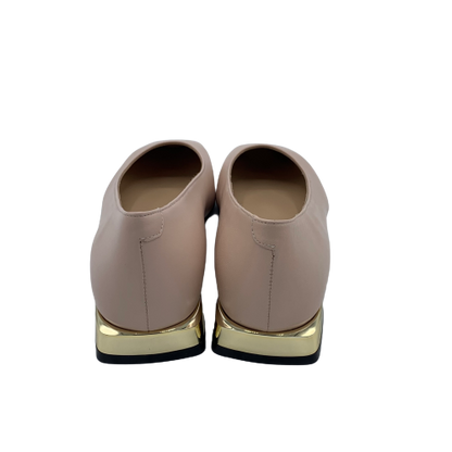 Ballerina Viola Hudson