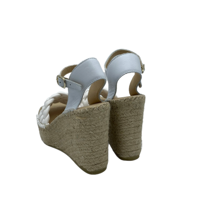 Zeppa Macarena intreccio