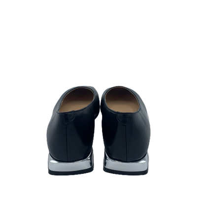 Ballerina Viola Hudson